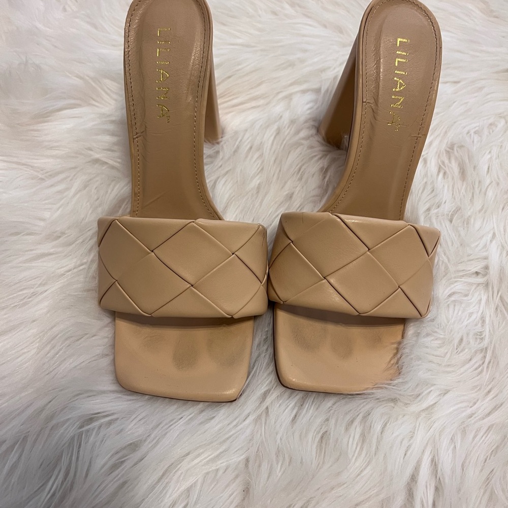 Heels - Picture 7 of 10